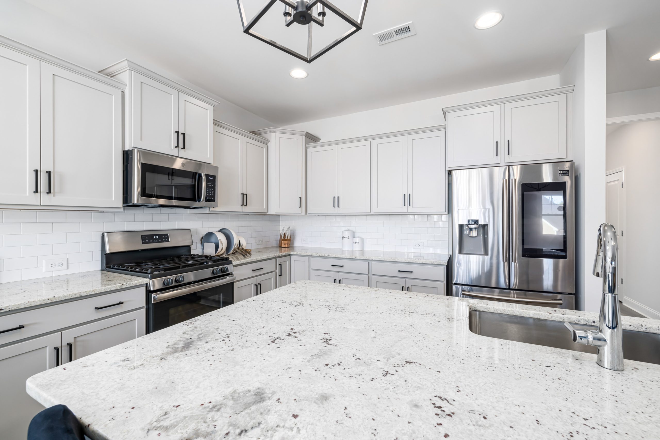Granite Countertops In Denver: Beauty And Durability For Your Kitchen